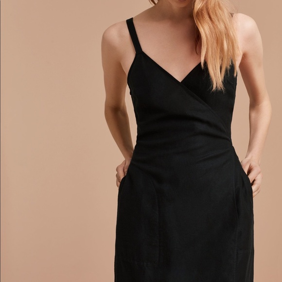 Aritzia Wilfred astere midi dress in black - Picture 3 of 8